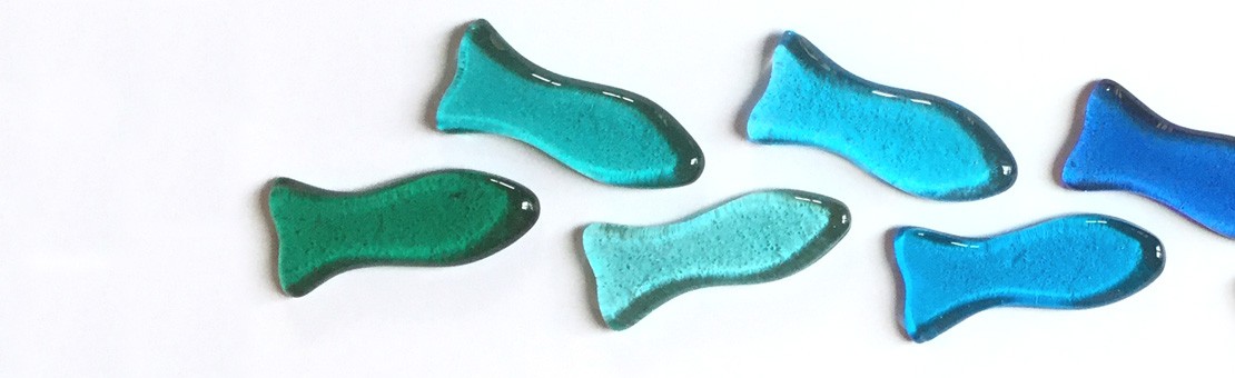 Porte couteaux en verre de couleur poisson